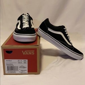 *NEW* Classic Old Skool Black and White Vans